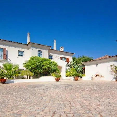 Sleeps 10 Pool Air Con T480065 *