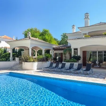 Villa Sleeps 10 Pool Air Con T480065